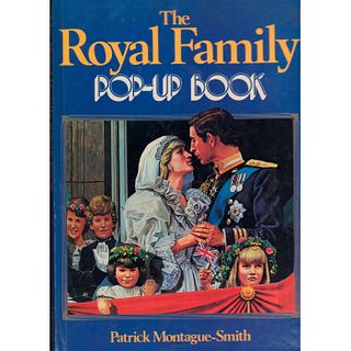 The Royal Family Pop-Up Book