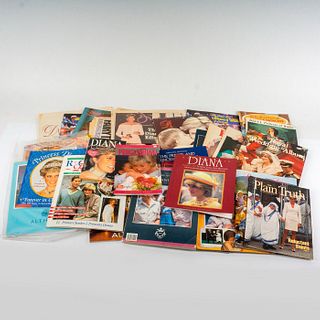 36pc Vintage Magazines, Diana and the Royal Family