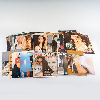 43pc Vintage Magazines, Dianas Fashion and Life