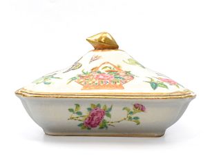 Chinese Export Canton Tureen w/ Butterflies,19th C