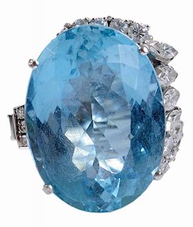 Platinum, Aquamarine and Diamond Ring