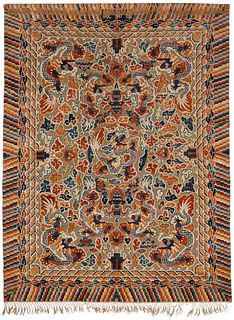Important Imperial Chinese Silk and Gold Thread Carpet