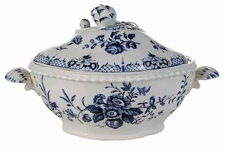 Early Worcester Porcelain Tureen
