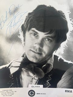 Pop singer Oliver signed photo
