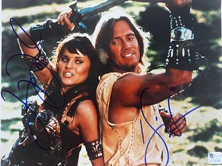 Hercules cast signed photo. GFA  authenticated