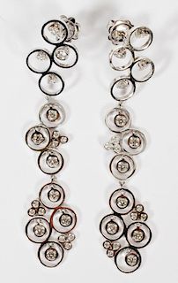 1CT DIAMOND AND 14KT WHITE GOLD DANGLE EARRINGS