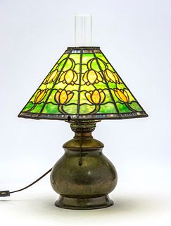 TIFFANY STUDIOS (AMERICAN, 1878–1938) 10-PANEL TULIP LAMP ON ELECTRIFIED OIL LAMP BASE CIRCA 1898-99 DIA 14" 