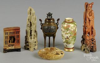 Chinese and Japanese decorative accessories, to include four soapstone carvings