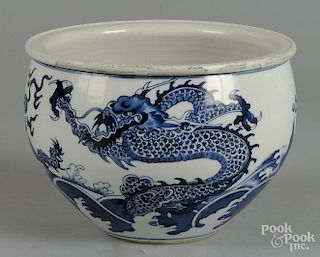 Two Chinese porcelain cache pots, 6'' h. and 8 1/2'' h.