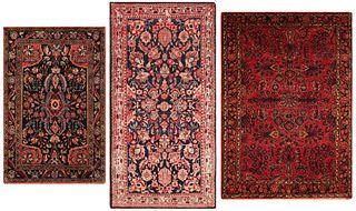 Set Of 3 Antique Persian Sarouk Rugs 4 ft 2 in x 2 ft (1.27 m x 0.60 m)+3 ft 2 in x 2 ft (0.96 m x 0.60 m)+4 ft 10 in x 3 ft 4 in (1.47 m x 1.01 m)