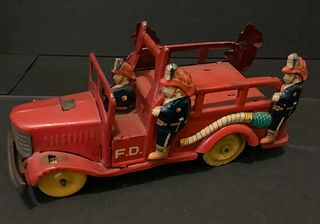 SSS Tin Litho Ladder Fire Truck Friction Vehicle 1940's Japan works!