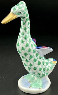 HEREND SIGNED Rare 3â€ GOOSE W/ Wings Green Fishnet Figurine