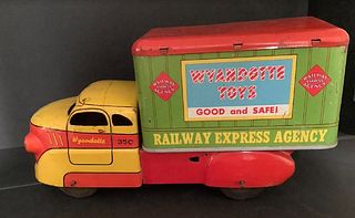 Wyandotte pressed steel Toys Railway Express truck 1940