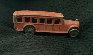 Tootsietoy vehicle red bus makers mark inscribed