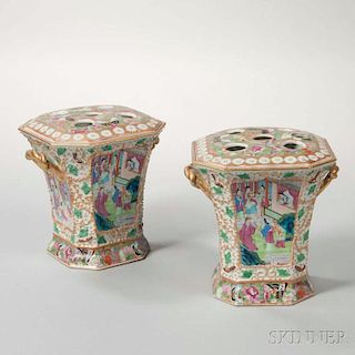 Pair of Rose Mandarin Export Porcelain Bough Pots and Covers