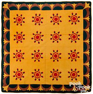 Floral pattern quilt, late 19th c.