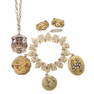 FIVE PIECES ORNATE GOLD JEWELRY