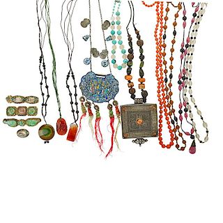 14 PIECES CHINESE, TIBETAN & OTHER JEWELRY