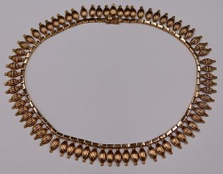 JEWELRY. Continental 18kt Gold Choker Necklace.