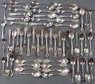 A 60 PIECE GROUP OF STERLING SILVER FLATWARE