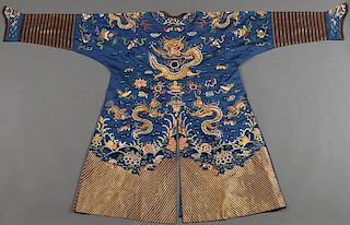 A CHINESE BLUE FORMAL SILK EMBROIDERED SUMMER