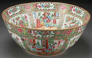A CHINESE ROSE MEDALLION PORCELAIN PUNCH BOWL