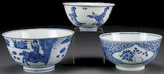 THREE CHINESE BLUE/WHITE DECORATED BOWLS, QING