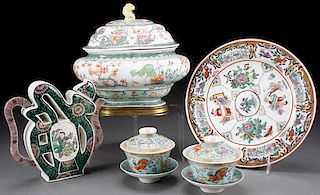 A TEN PIECE GROUP OF CHINESE FAMILLE VERTE