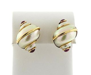 Maz 14k Gold Shell Ruby Earrings