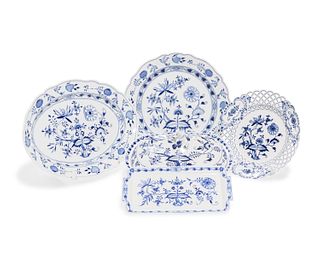 Five Meissen "Zwiebelmuster" porcelain serving items