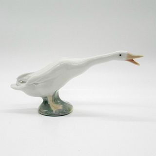 Lladro Porcelain Figurine, Little Duck 1004551