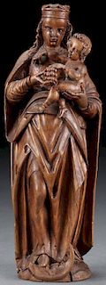 A FLEMISH CARVED WOOD FIGURE OF THE MADONNA