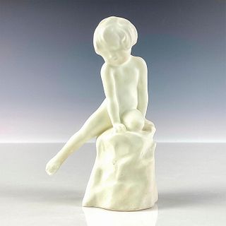 Saucy Nymph - HN1539 - Royal Doulton Figurine