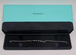 JEWELRY. Tiffany & Co. 18kt Gold Smile Bracelet.