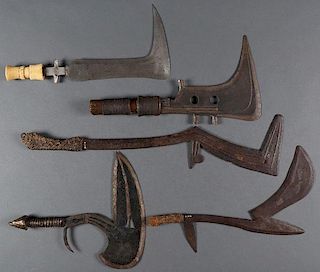 A FINE GROUP OF  FIVE AFRICAN THROWING KNIVES