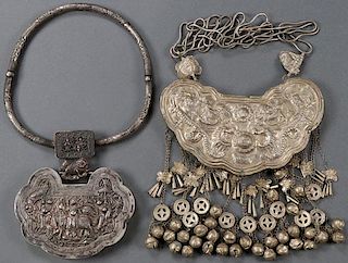 CHINESE ETHNIC SILVER JEWELRY AND ORNAMENTS