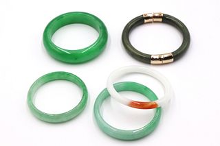Group of Five Chinese Jade/Jadeite Bracelets