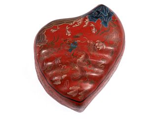 LARGE CHINESE RED LACQUER CONCH SHELL BOX