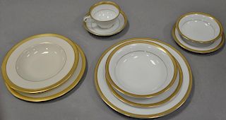 Noritake porcelain dinnerware set (91pcs) and a set of Lenox bowls and plates (21pcs), 112 total pieces.
