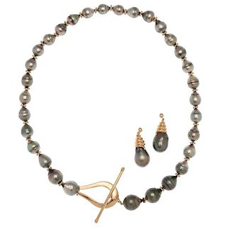 Black Pearl Necklace and Earrings in 14 Karat Yellow Gold