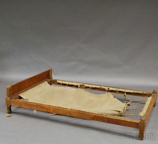 Turned Maple Trundle Bed
