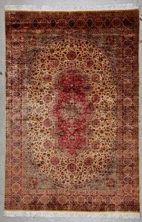 Fine Vintage Indo Persian Rug: 5'11'' x 8'9'' (180 x 267 cm)