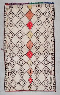 Vintage Beni Ourain Rug: 4'1'' x 7'0'' (124 x 213 cm)