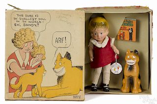 Composition Ralph Freundlich Inc. Little Orphan Annie and Sandy Doll, in its original box