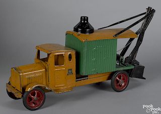 Steelcraft pressed steel Little Jim - Marion steam shovel truck with rubber wheels, 27'' l.