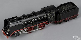 Marklin E920 O Gauge locomotive and tender, European profile 4-4-0 clockwork engine