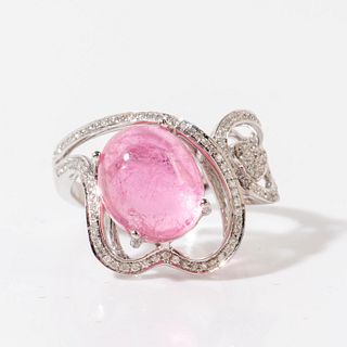 Size 8 18K White Gold Pink Tourmaline and Diamond Ring