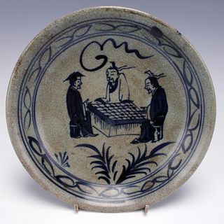 CHINESE PORCELAIN DISH OF SCHOLARS PLAYING GO