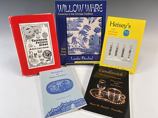 FIVE BOOKS ON GLASS AND THE BLUE WILLOW PATTERN