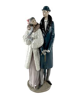 Lladro "On the Town" Sophisticated Couple Figurine